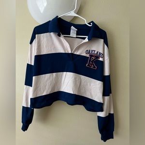 🌊🌊Navy Blue Cream Cropped Varsity Striped Top Never Worn🌊🌊